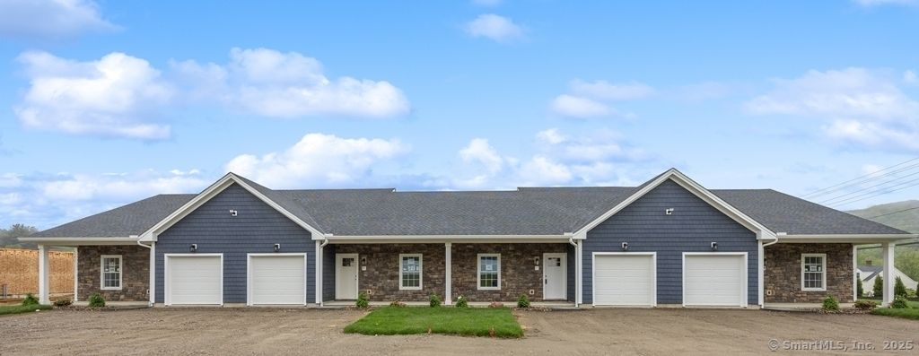 210 Munson Road 3-C, Wolcott, CT 06716