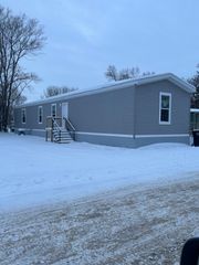 100 Rose Park, Melrose, MN 56352