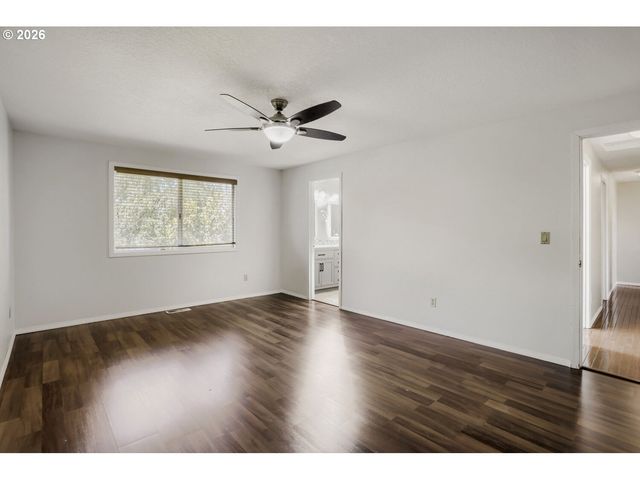 1635 Ne Stable Dr, Hillsboro, OR 97124