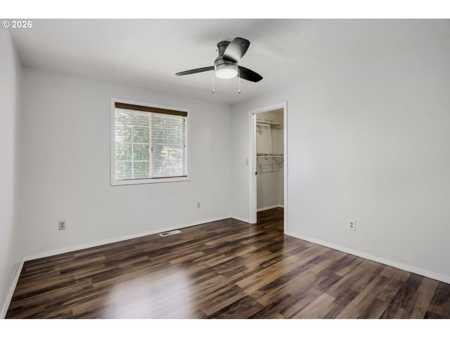 1635 Ne Stable Dr, Hillsboro, OR 97124