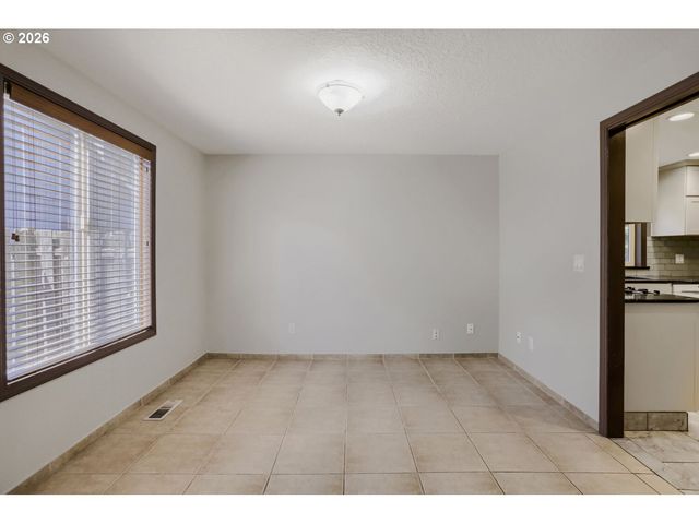 1635 Ne Stable Dr, Hillsboro, OR 97124