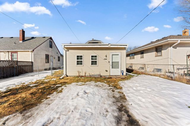 1842 Arlington Avenue E, Saint Paul, MN 55119