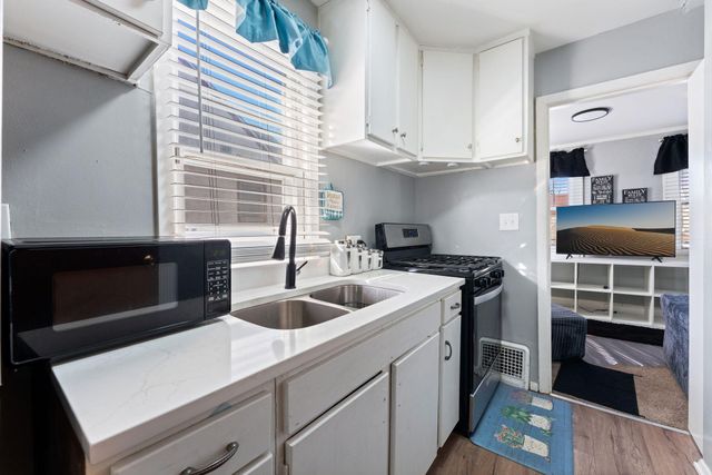 1842 Arlington Avenue E, Saint Paul, MN 55119