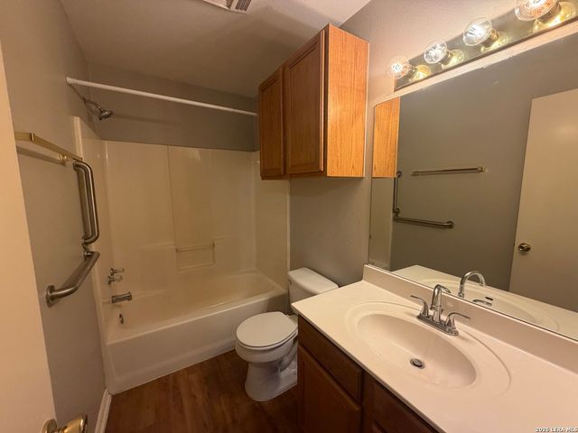 2752 FM 1044, New Braunfels, TX 78130