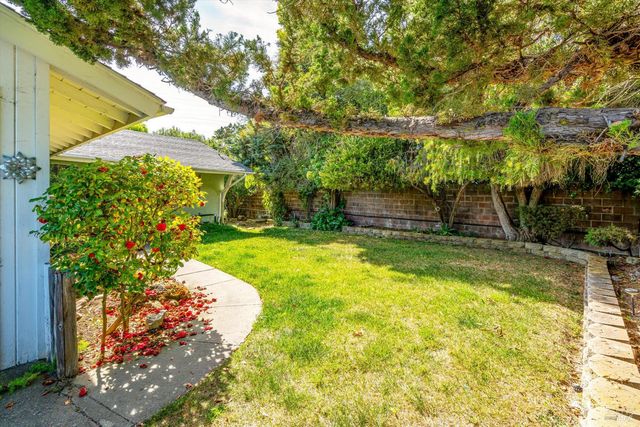 370 W M St, Benicia, CA 94510