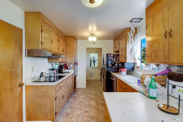 370 W M St, Benicia, CA 94510