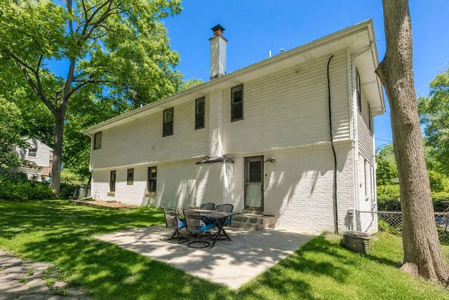 935 N 124th STREET, Elm Grove, WI 53122