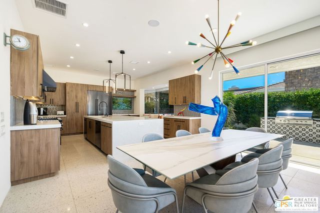 30 Mayfair Drive, Rancho Mirage, CA 92270