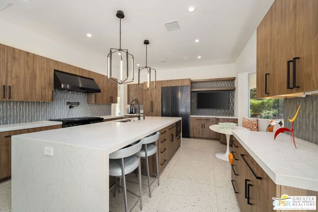 30 Mayfair Drive, Rancho Mirage, CA 92270