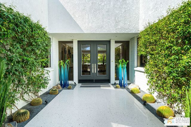 30 Mayfair Drive, Rancho Mirage, CA 92270