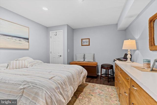 2403 ROLLING HILLS DR, Mechanicsburg, PA 17055