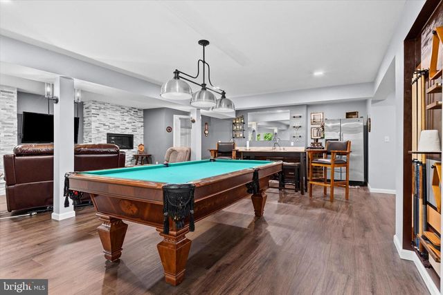 2403 ROLLING HILLS DR, Mechanicsburg, PA 17055