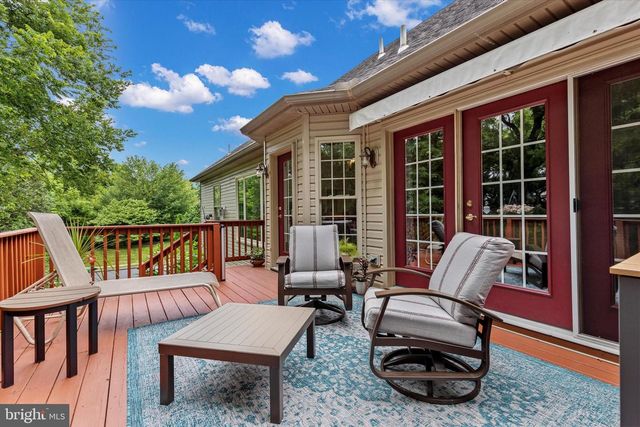 2403 ROLLING HILLS DR, Mechanicsburg, PA 17055