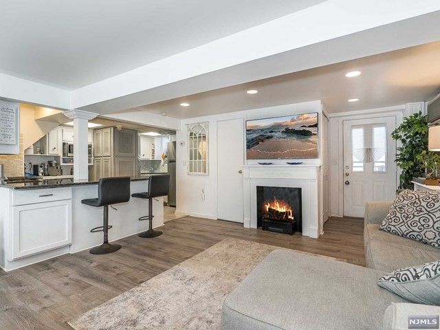 48 Bush Avenue, Woodland Park, NJ 07424