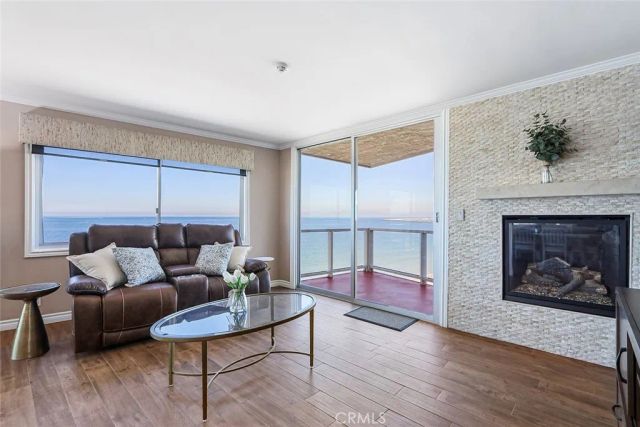 615 Esplanade 412, Redondo Beach, CA 90277