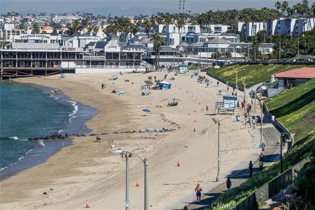 615 Esplanade 412, Redondo Beach, CA 90277