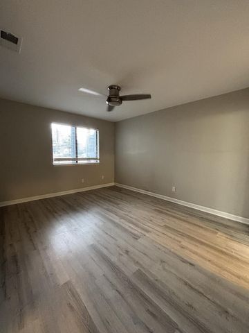 8483 Yadkin Circle Apt D, North Charleston, SC 29406