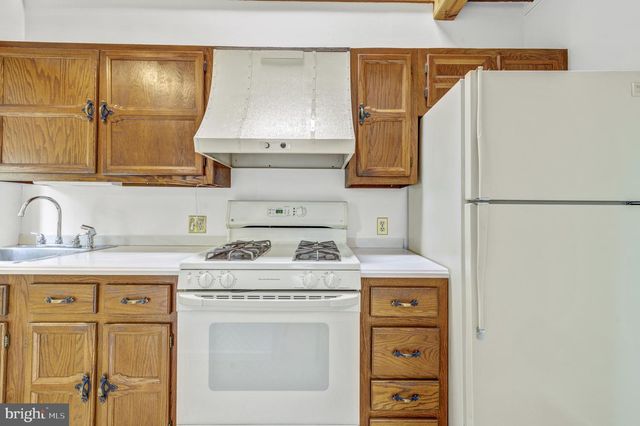 626 S 7TH ST, Philadelphia, PA 19147