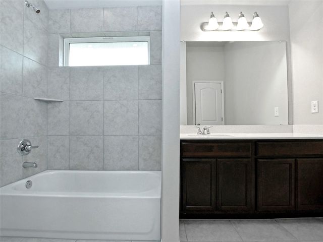 208 Trailside LN, Bastrop, TX 78602