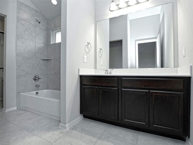 208 Trailside LN, Bastrop, TX 78602