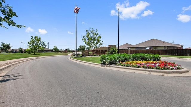 208 Trailside LN, Bastrop, TX 78602