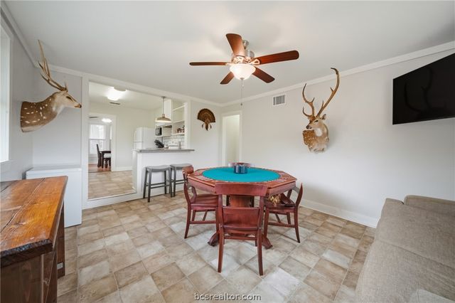 404 Ayrshire Street, College Station, TX 77840