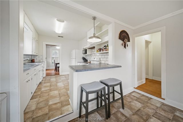 404 Ayrshire Street, College Station, TX 77840