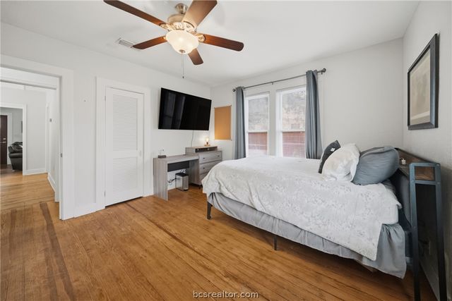 404 Ayrshire Street, College Station, TX 77840