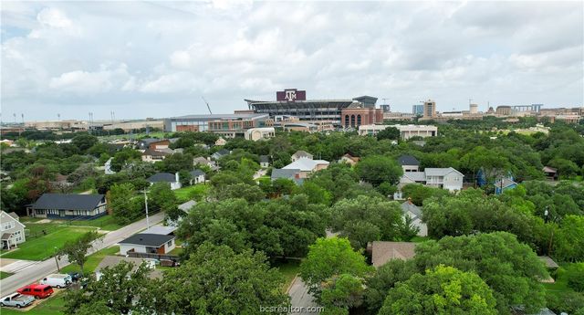 404 Ayrshire Street, College Station, TX 77840