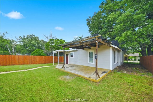 404 Ayrshire Street, College Station, TX 77840