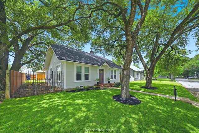 404 Ayrshire Street, College Station, TX 77840