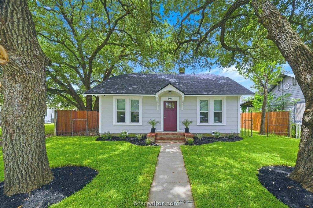 404 Ayrshire Street, College Station, TX 77840