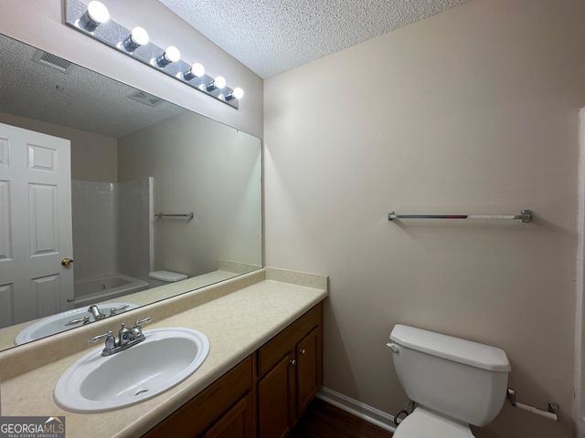 6296 Hickory Lane Circle, Union City, GA 30291