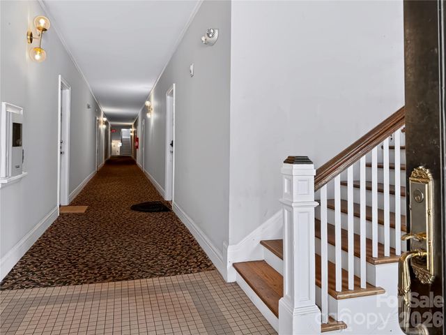 712 Louise Avenue 203, Charlotte, NC 28204