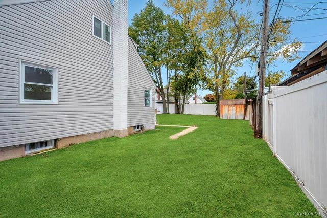 2737 Sheila Court, East Meadow, NY 11554