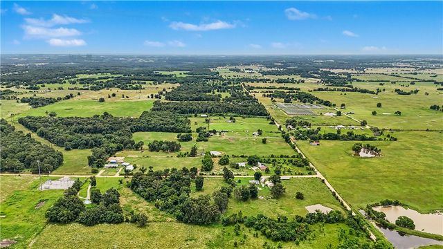 22934 Leonard Ranch Road, Gravette, AR 72736