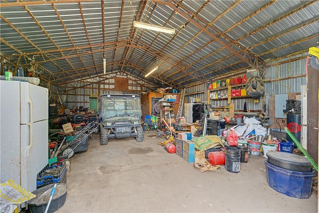 22934 Leonard Ranch Road, Gravette, AR 72736