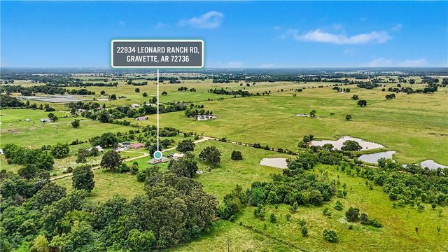 22934 Leonard Ranch Road, Gravette, AR 72736