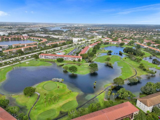 251 SW 134th Way 110M, Pembroke Pines, FL 33027