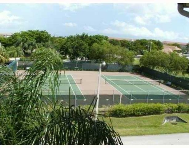 251 SW 134th Way 110M, Pembroke Pines, FL 33027