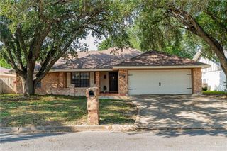 2105 Nightingale W Avenue, Mcallen, TX 78504