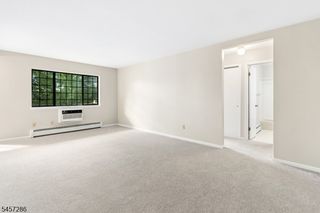 9 Sentinel Ct E, Chatham Twp., NJ 07928