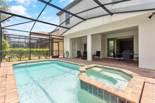 1892 Gobi Dr, Kissimmee, FL 34747