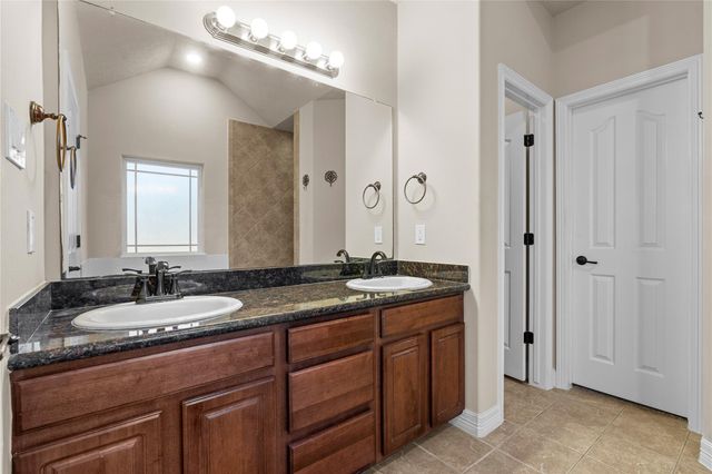 9414 Trinidad Drive, Mont Belvieu, TX 77523