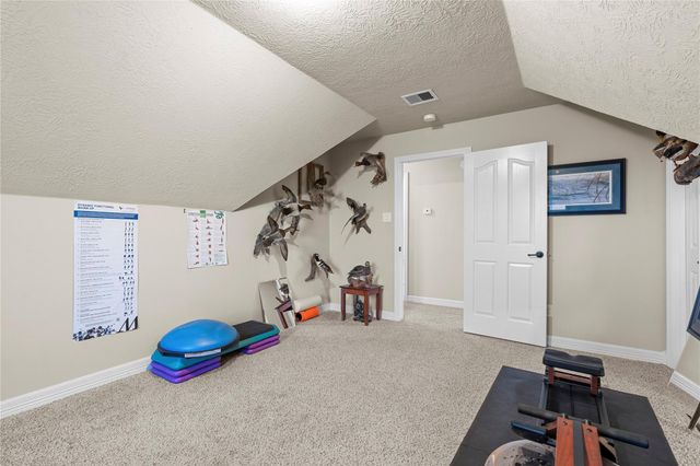 9414 Trinidad Drive, Mont Belvieu, TX 77523