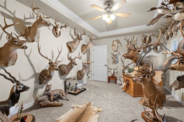 9414 Trinidad Drive, Mont Belvieu, TX 77523