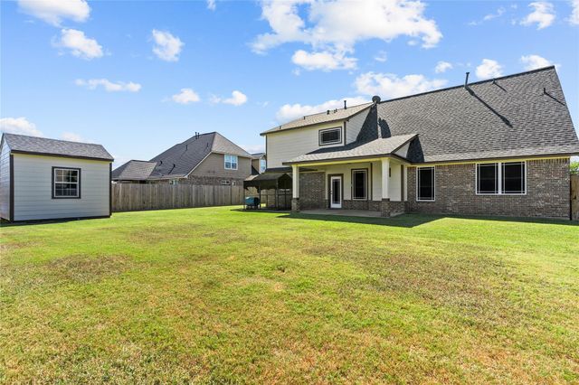 9414 Trinidad Drive, Mont Belvieu, TX 77523
