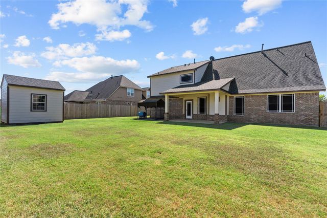 9414 Trinidad Drive, Mont Belvieu, TX 77523