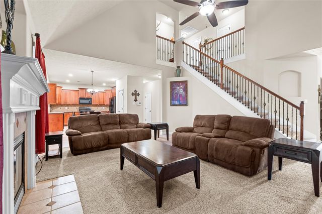 9414 Trinidad Drive, Mont Belvieu, TX 77523