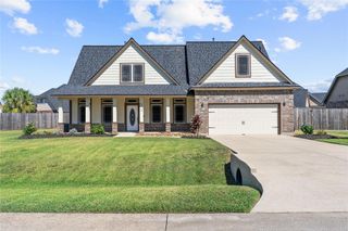 9414 Trinidad Drive, Mont Belvieu, TX 77523